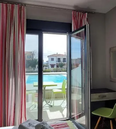 Paramithi Luxury
