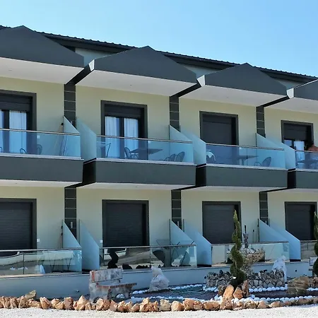 Lägenhet Paramithi Luxury